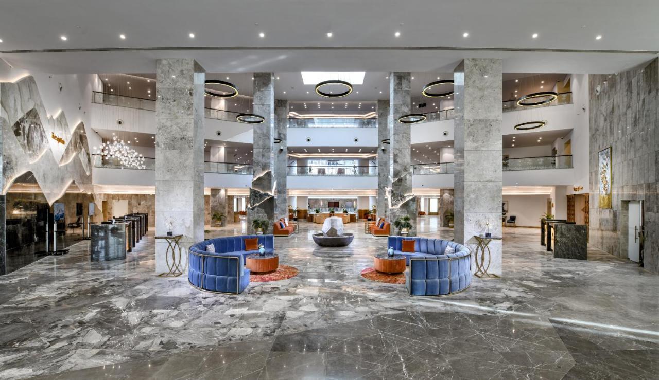 Tolip Resort El Galala Hills Αΐν Σούχνα Εξωτερικό φωτογραφία The lobby of the hotel