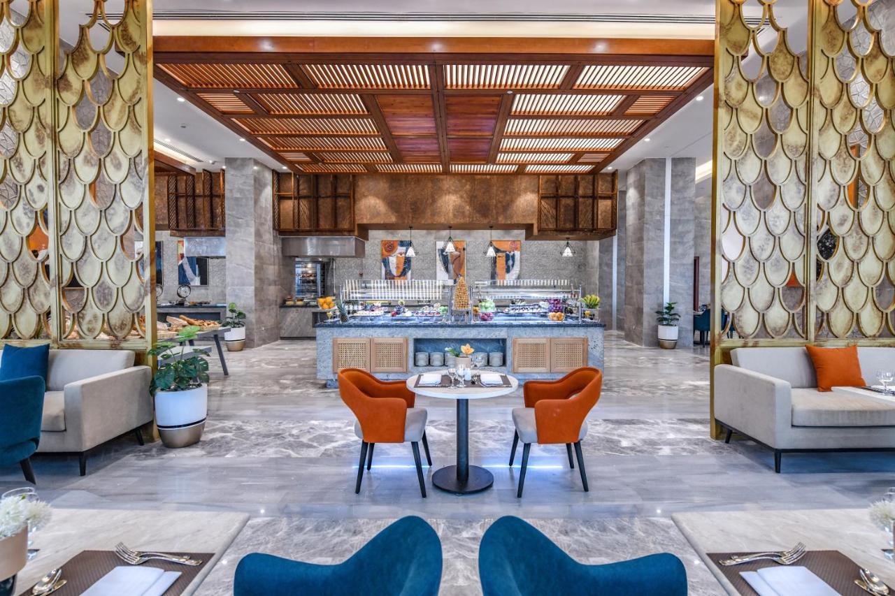 Tolip Resort El Galala Hills Αΐν Σούχνα Εξωτερικό φωτογραφία The restaurant