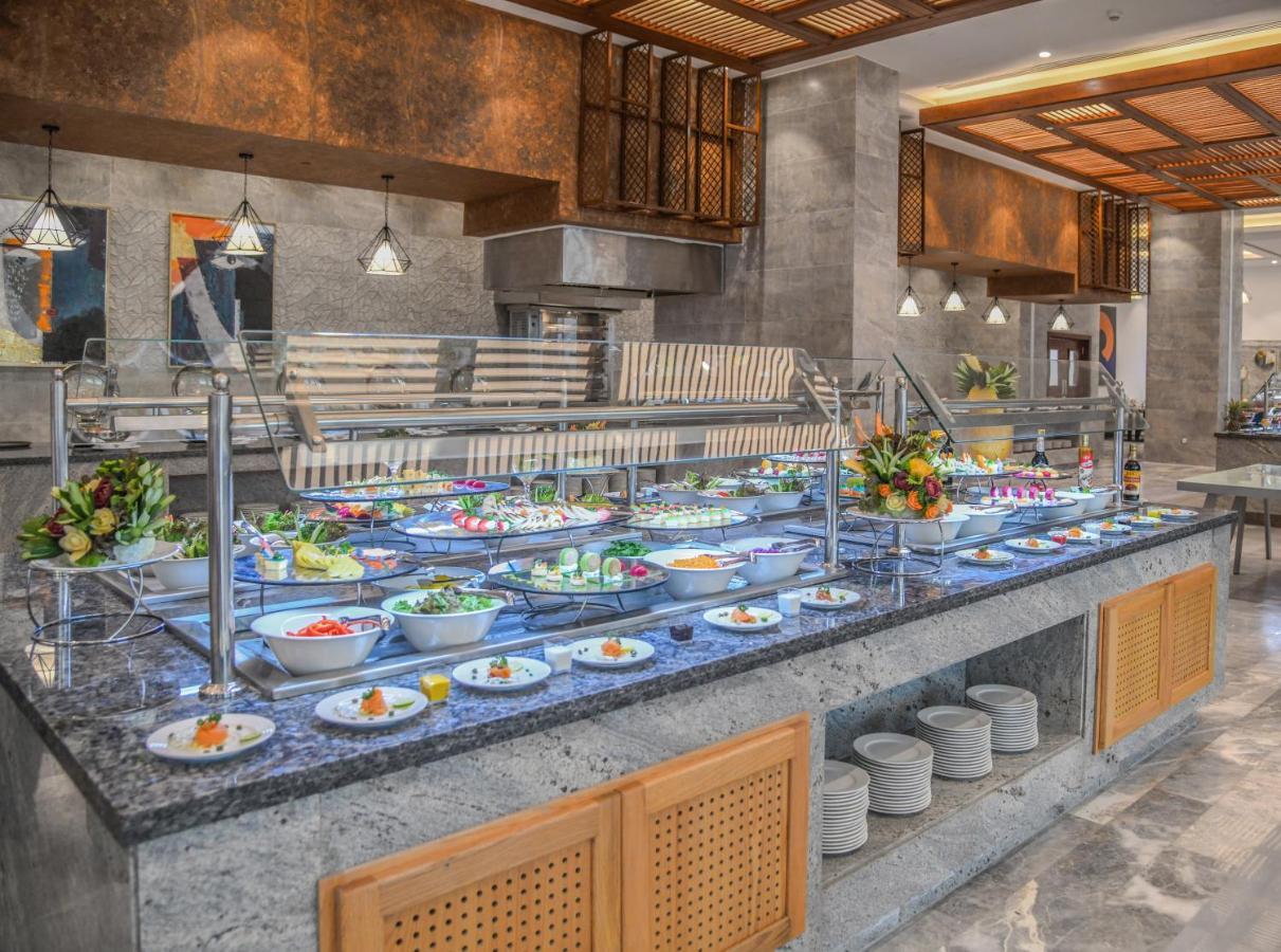 Tolip Resort El Galala Hills Αΐν Σούχνα Εξωτερικό φωτογραφία A salad bar